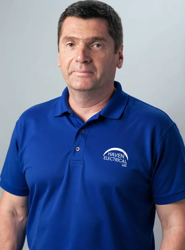 Alexander Ostapiuk — Electrician